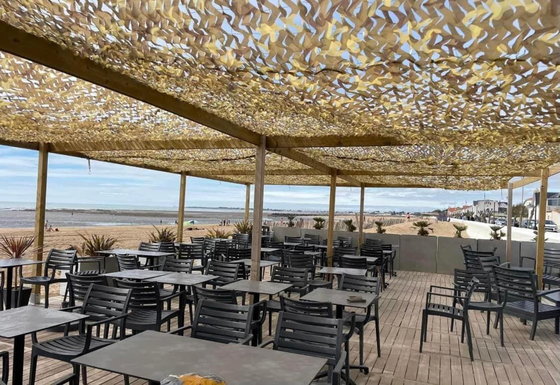 Acadie Saint Victor - Hotel Restaurant - Face Mer - Chatelaillon Plage Exterior foto
